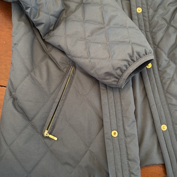L.L. Bean Women's Bean's Cozy Quilted Jacket - Picture 9 of 11